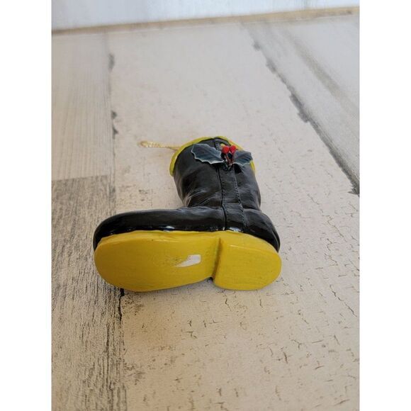 Firefighter black boot mistletoe ornament Xmas - Picture 5 of 5